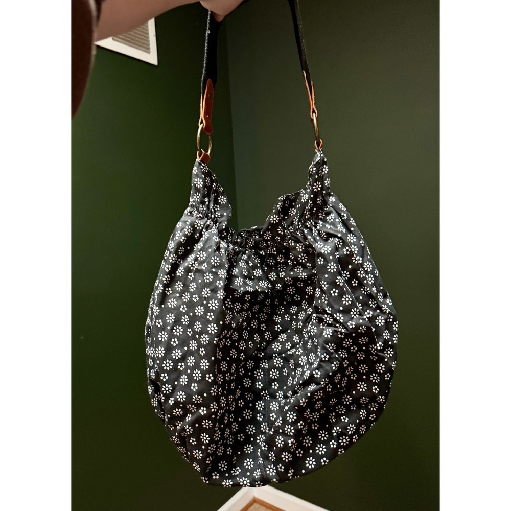 Black & White Daisy Print Hobo Slouch Shoulder Bag‎